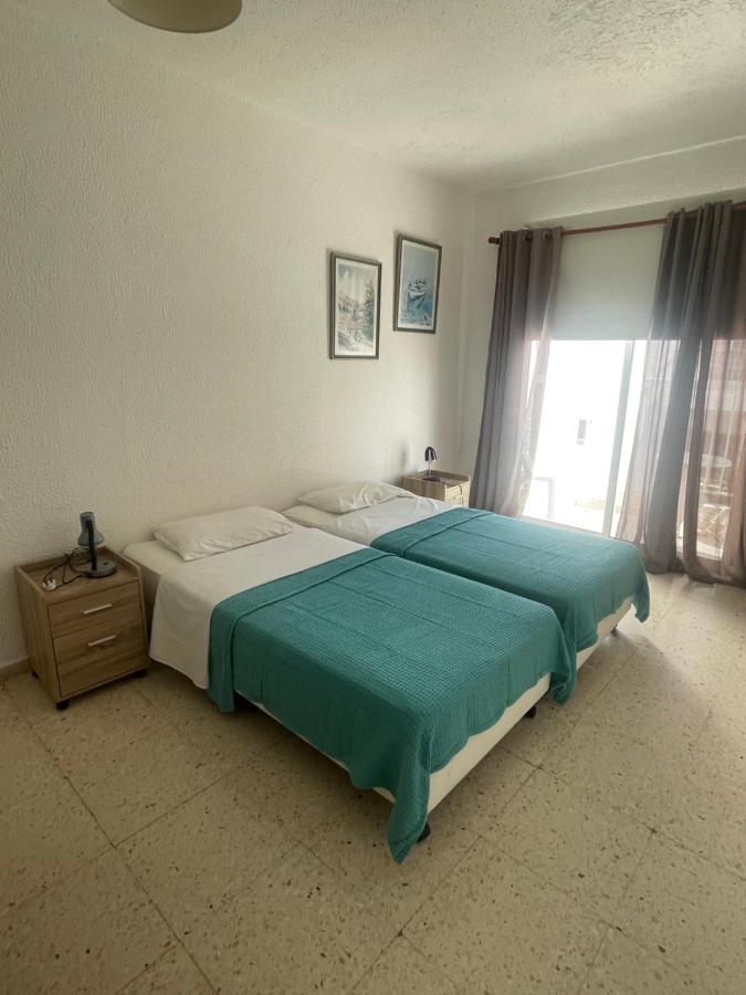 Dream Studio270M From The Beach Пафос Экстерьер фото